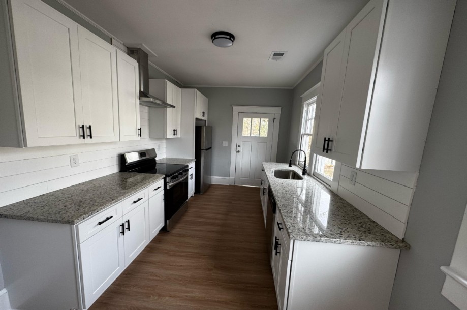 House in Marietta - 1052-2