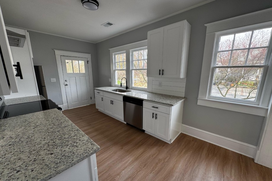 House in Marietta - 1052-3