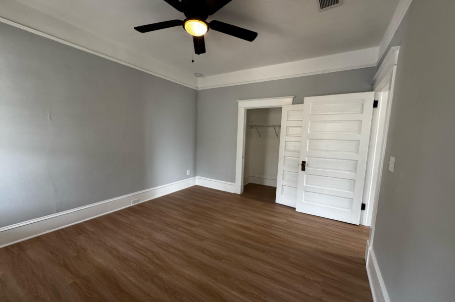 House in Marietta - 1052-25