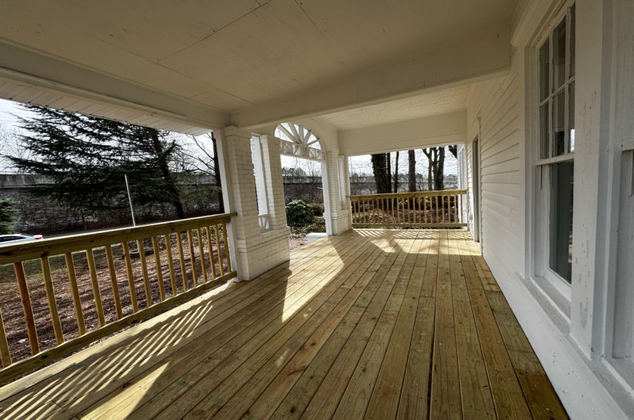 House in Marietta - 1052-29