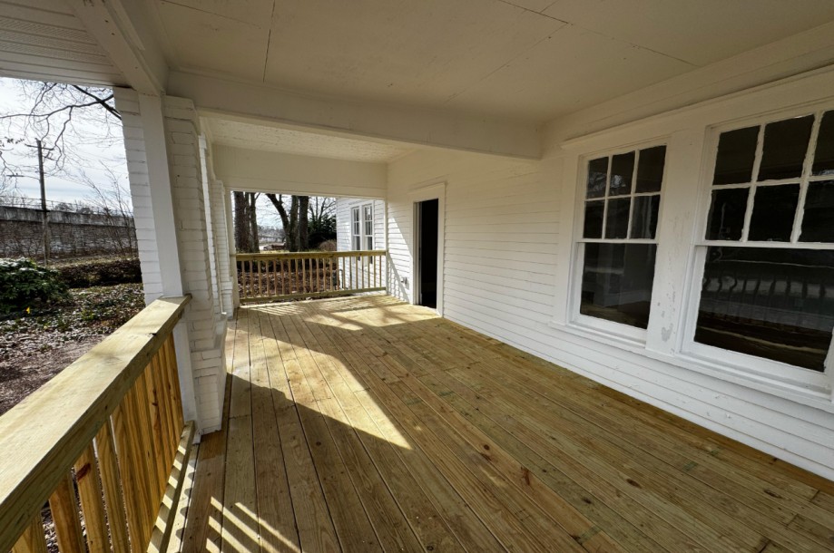 House in Marietta - 1052-30
