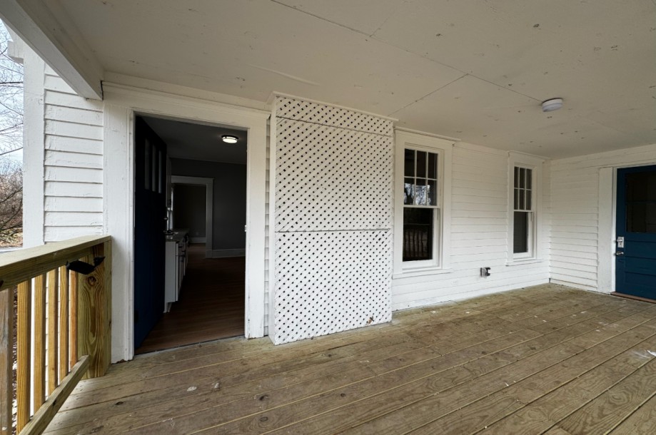 House in Marietta - 1052-33
