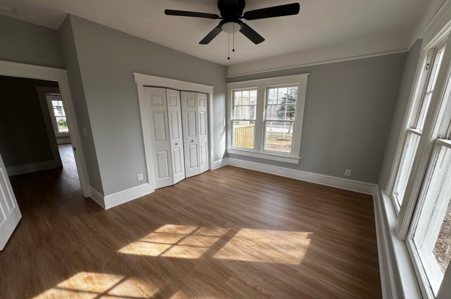House in Marietta - 1052-10