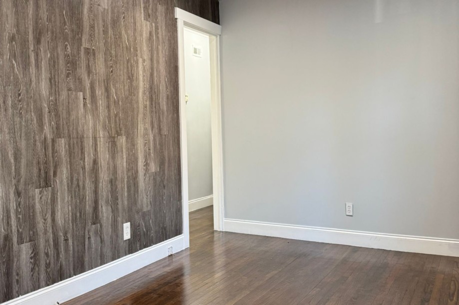 House in Marietta - 284-3