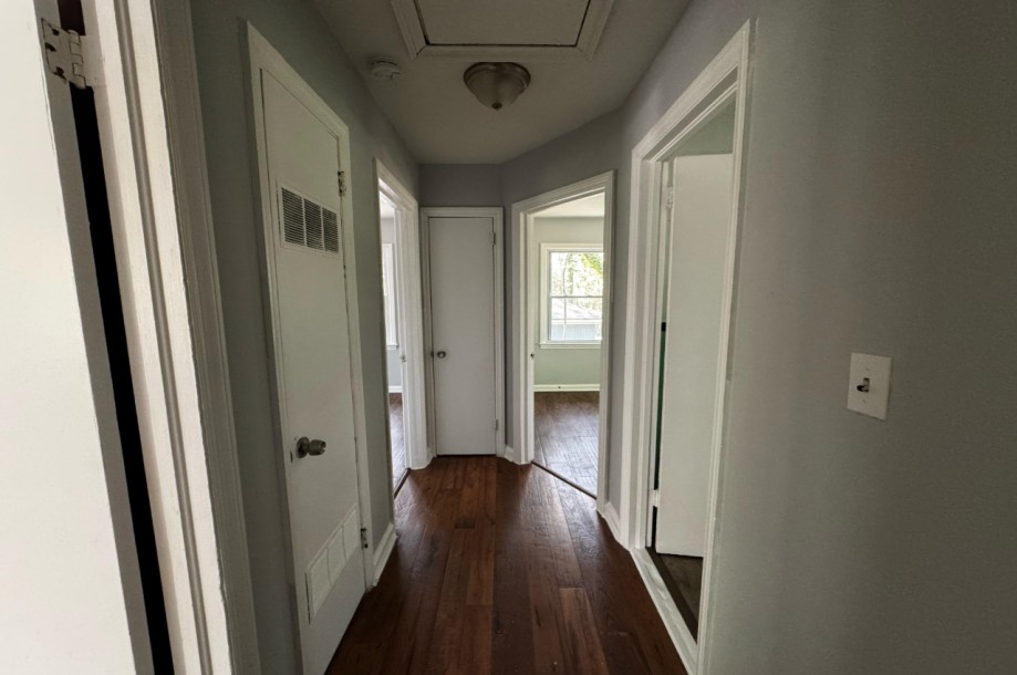 House in Marietta - 470-10