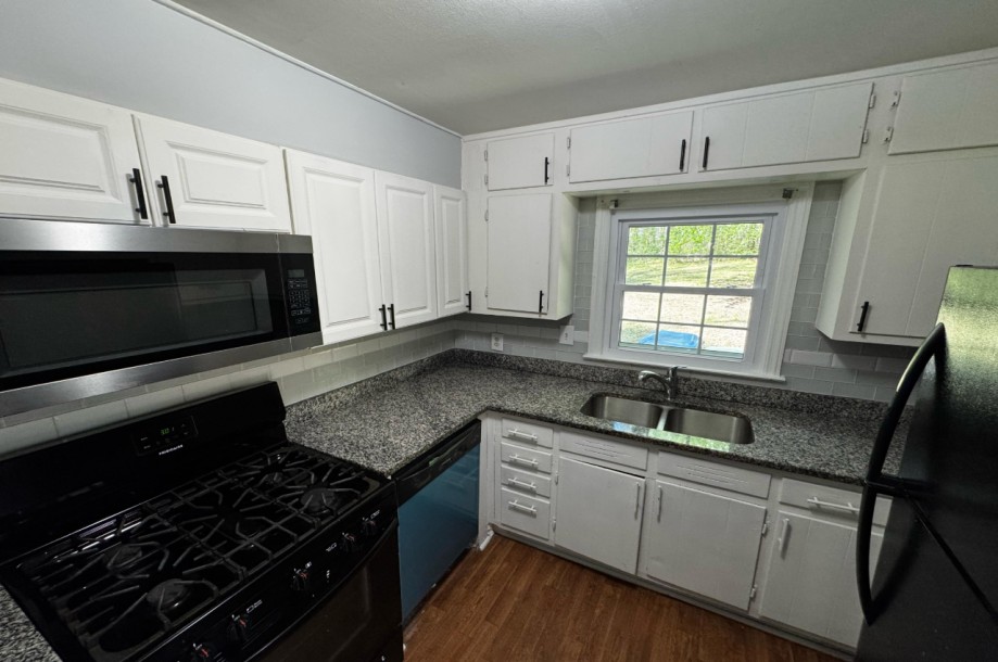 House in Marietta - 470-8