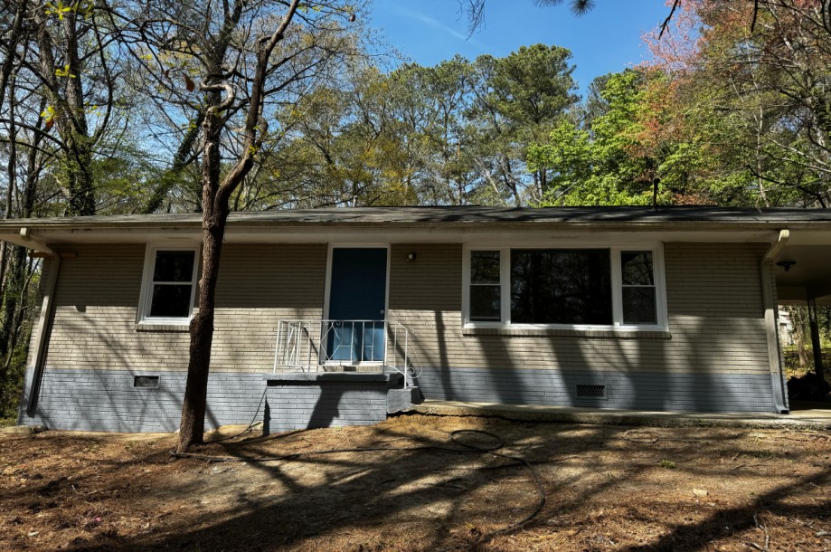 House in Marietta - 470-4